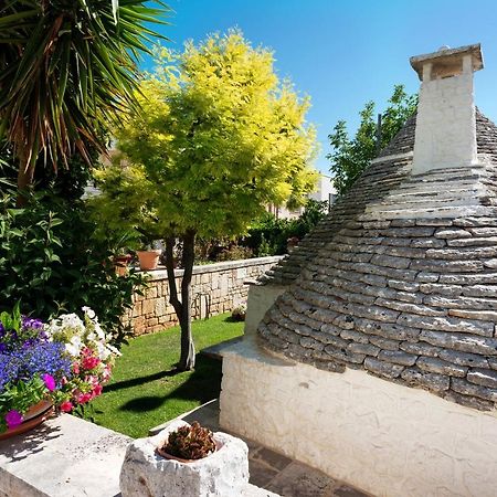 Bed and Breakfast Trullo Giardino Fiorito Альберобелло Екстер'єр фото